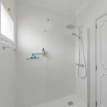 Апартаменты 2bdr Ocean View & Large Private Terrace In Пуэрто-де-Сантьяго