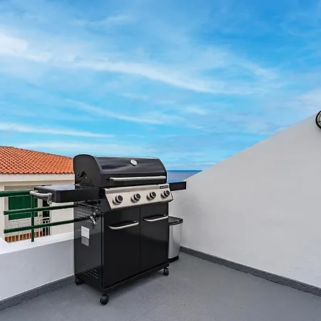 Апартаменты 2bdr Ocean View & Large Private Terrace In Пуэрто-де-Сантьяго